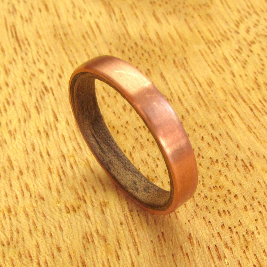 Walnut wood and copper wedding ring for her, Thin wooden wedding band for women, 7 year anniversary gift for wife, for rural country wedding