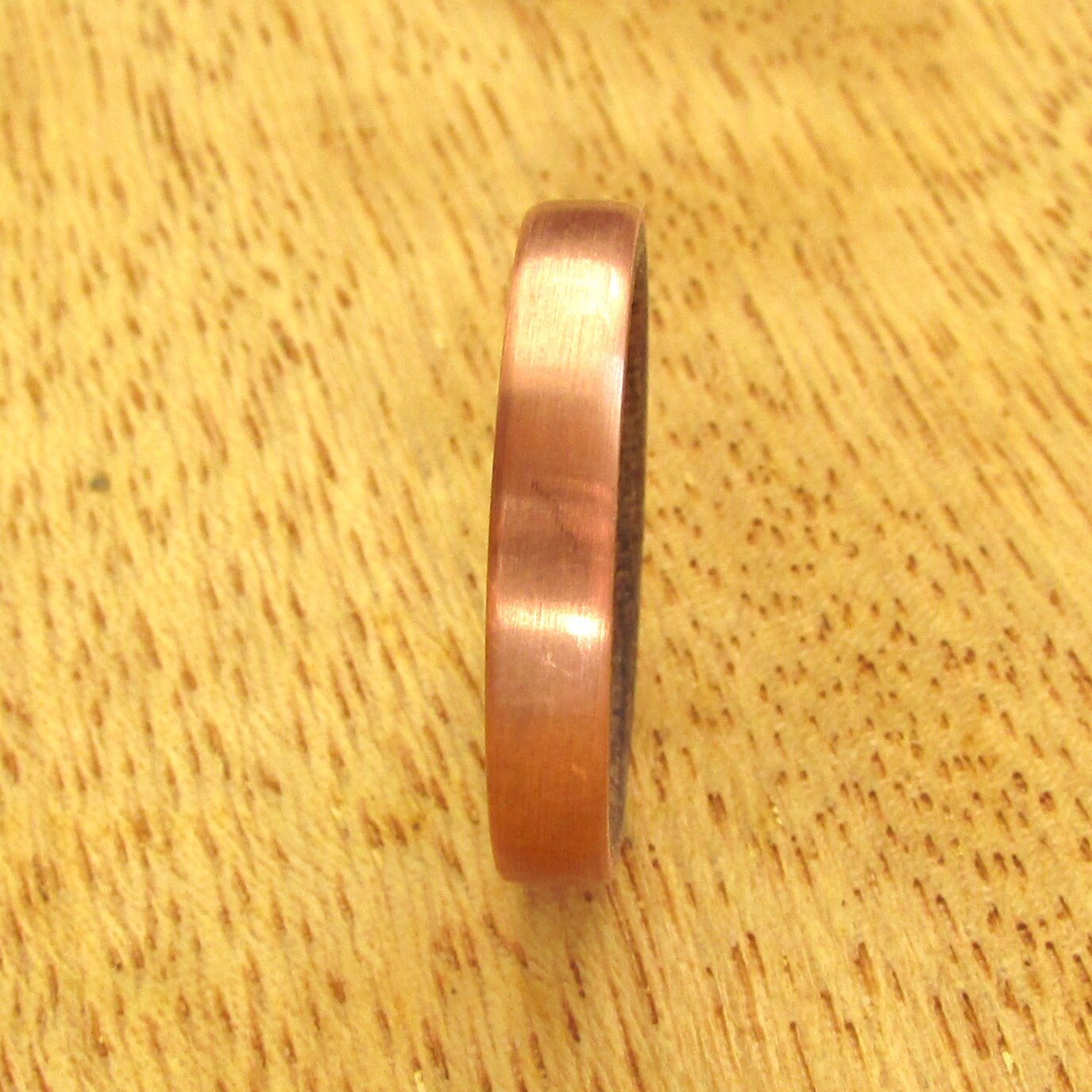 Walnut wood and copper wedding ring for her, Thin wooden wedding band for women, 7 year anniversary gift for wife, for rural country wedding