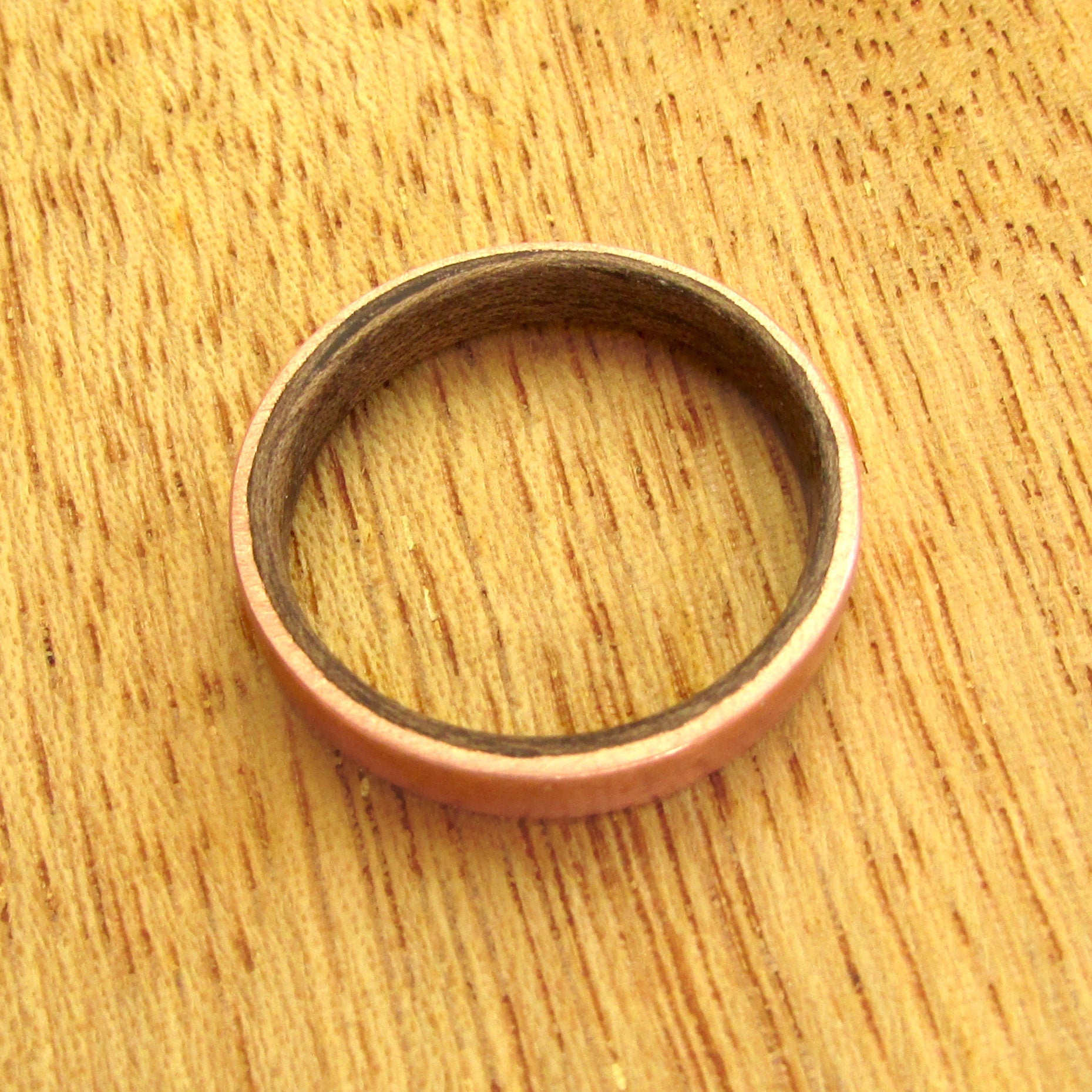 Walnut wood and copper wedding ring for her, Thin wooden wedding band for women, 7 year anniversary gift for wife, for rural country wedding