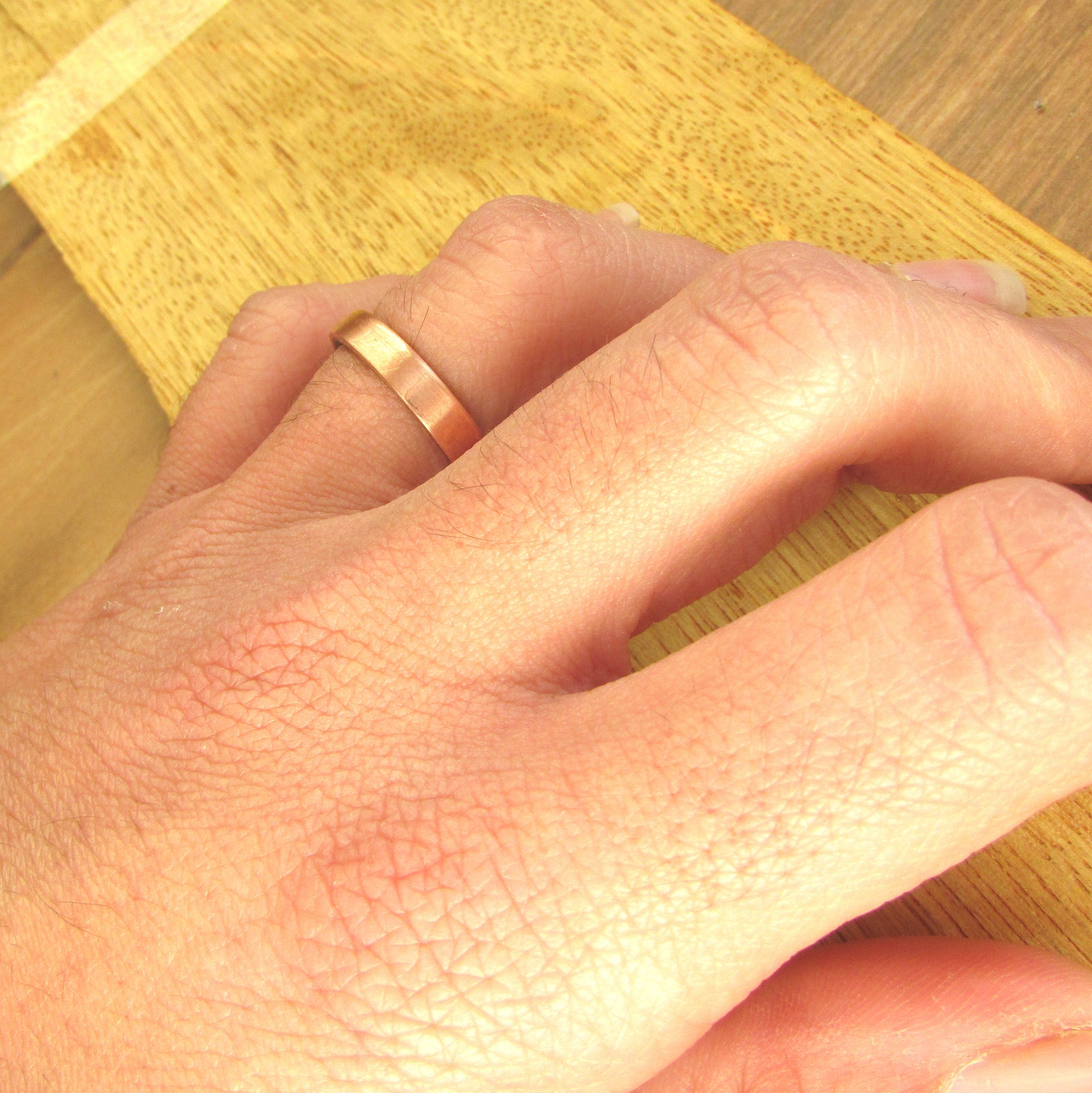 Walnut wood and copper wedding ring for her, Thin wooden wedding band for women, 7 year anniversary gift for wife, for rural country wedding