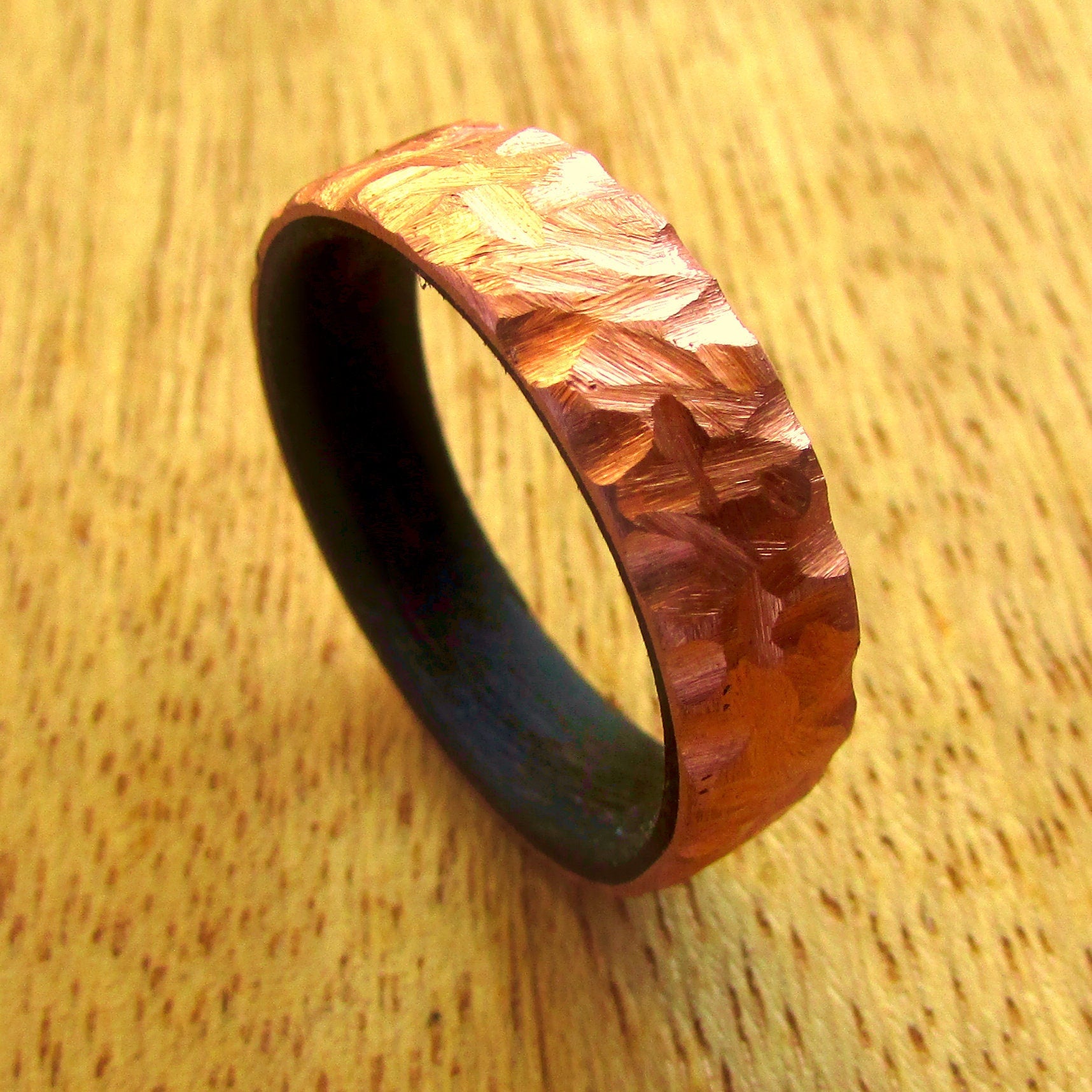 Mens copper wedding ring, Hammered men's ring, Black eucalyptus wood and metal statement band for him, rustic 7 year anniversary gift